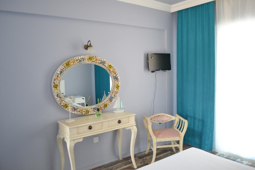 Lapis Port Surf Hotel Alaçatı Ngoại thất bức ảnh